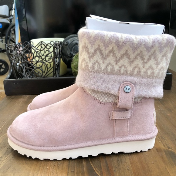 ugg boots saela